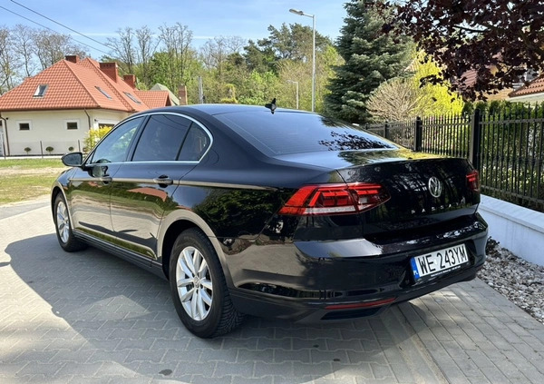 Volkswagen Passat cena 74899 przebieg: 168000, rok produkcji 2020 z Opatów małe 667